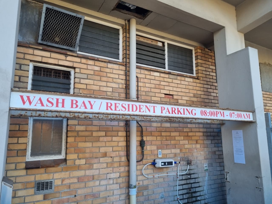 2 Bedroom Property for Sale in Claremont Western Cape